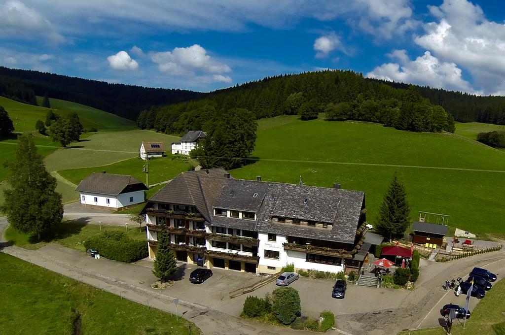 Landgasthof Jostalstüble Hotel Titisee-Neustadt Exterior foto